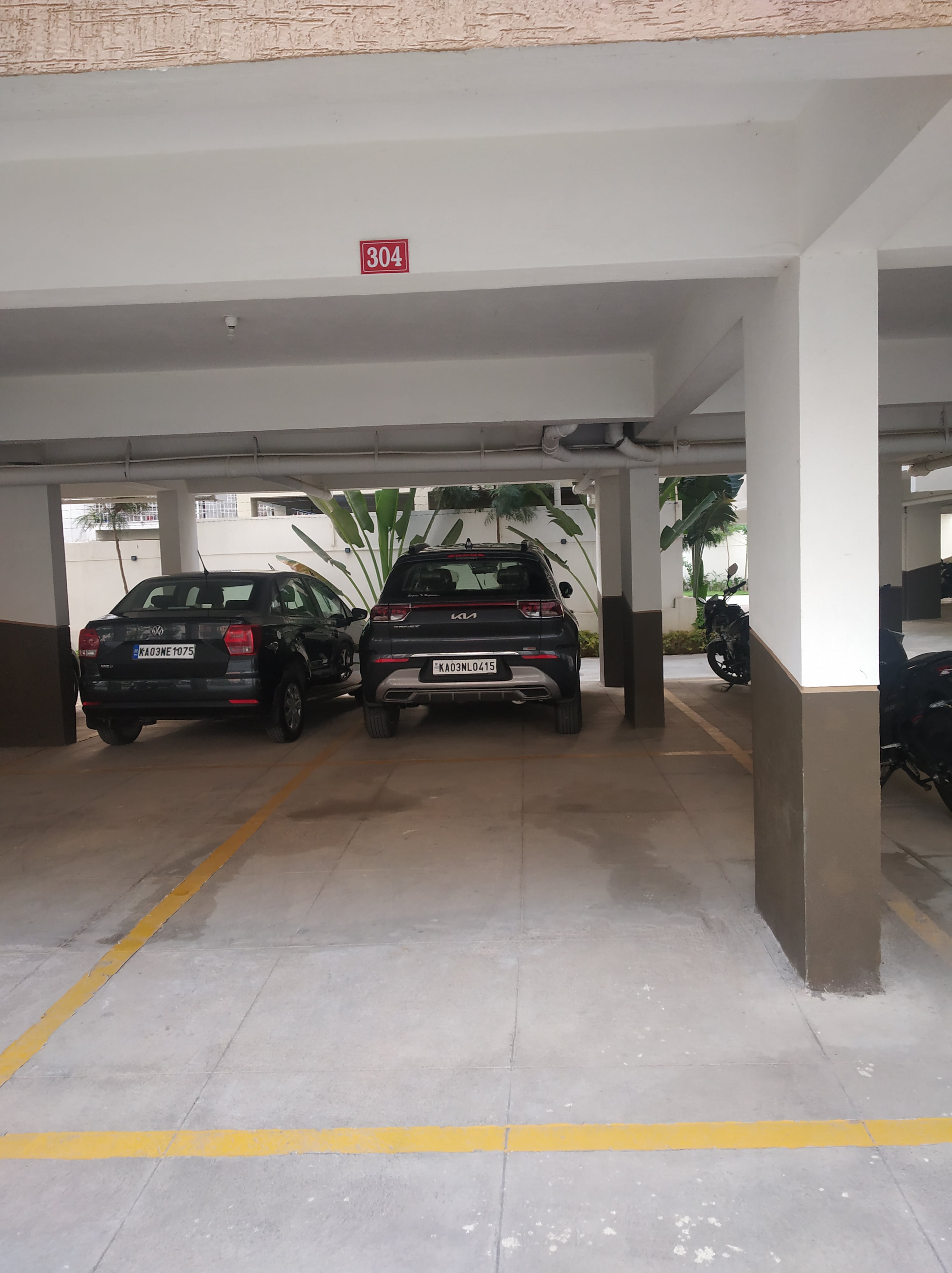 Parking photo 2